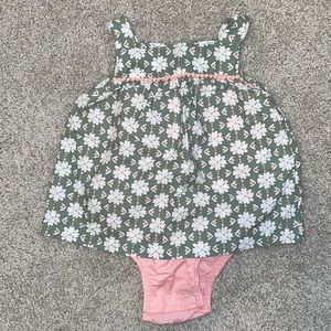 Cart’er outfit 12 months